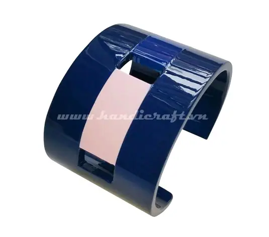 Cuff Horn Bracelet with Lacquer HD00506, handmade buffalo horn jewelry