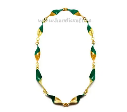 Curved Horn with Green Lacquer HD10071, handmade buffalo horn jewelry