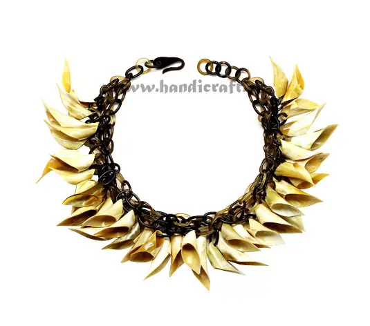 Roll Horns Necklace HD10399, handmade natural buffalo horn jewelry from Vietnam