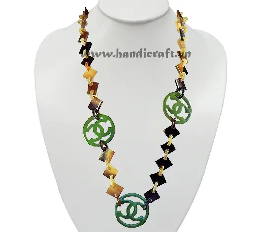Small Round & Square Horn Links with Chanel Logo HD10526, handmade buffalo horn jewelry