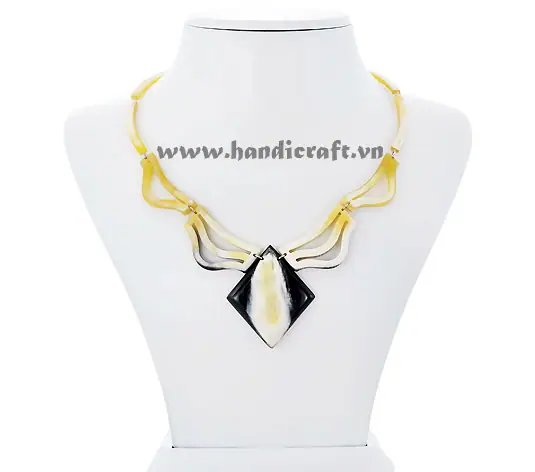 Natural Horn Necklace HD10658, handmade buffalo horn jewelry