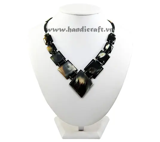 Dark Horn Necklace HD10660, handmade natural buffalo horn jewelry from Vietnam