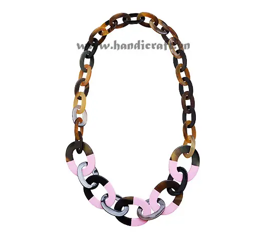 Oval Horn with Pink Lacquer HD10667, handmade natural buffalo horn + vietnamese lacquer jewelry from Vietnam