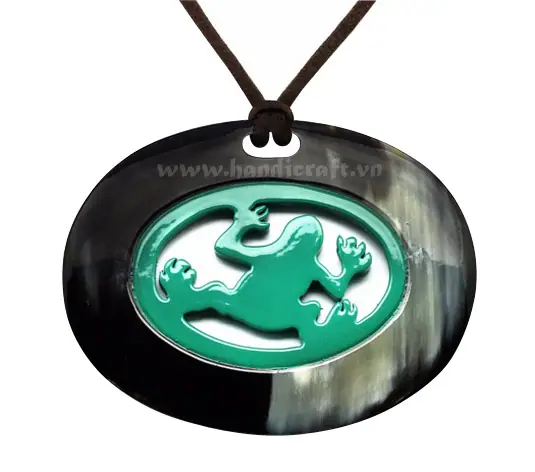 Horn & Lacquer Pendant HD20030, handmade buffalo horn jewelry