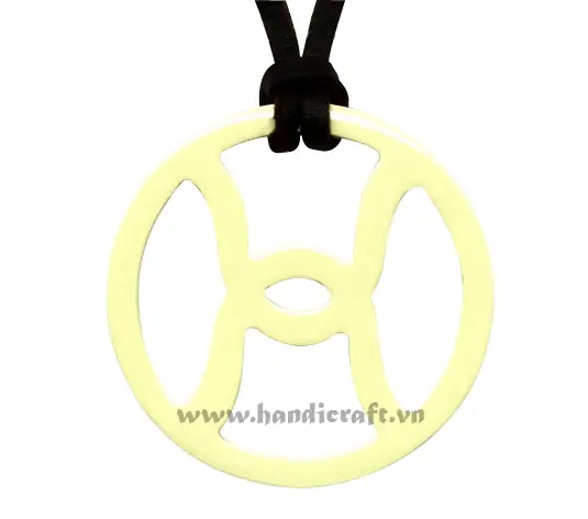 Horn & Lacquer Pendant HD20144, handmade buffalo horn jewelry