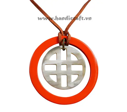 Horn & Lacquer Pendant HD20236, handmade buffalo horn jewelry