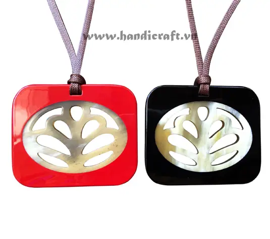 Horn & Lacquer Pendant HD20247, handmade buffalo horn jewelry