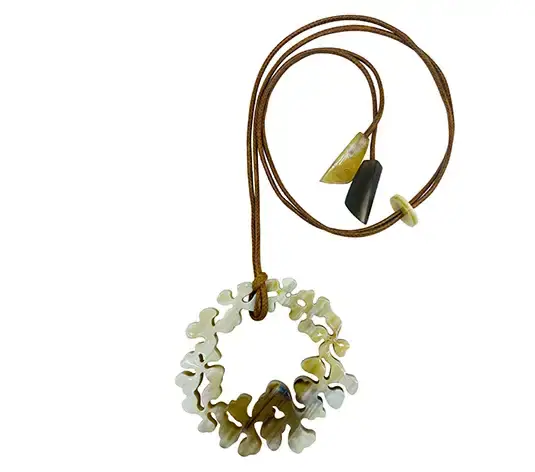 Horn Pendant HD20294, handmade natural buffalo horn jewelry from Vietnam