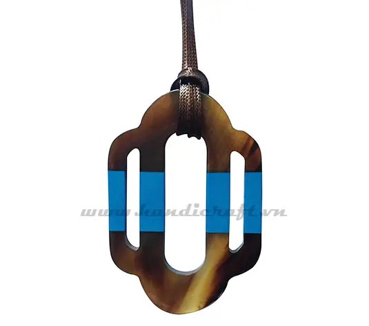 Horn & Lacquer Pendant HD20303, handmade buffalo horn jewelry